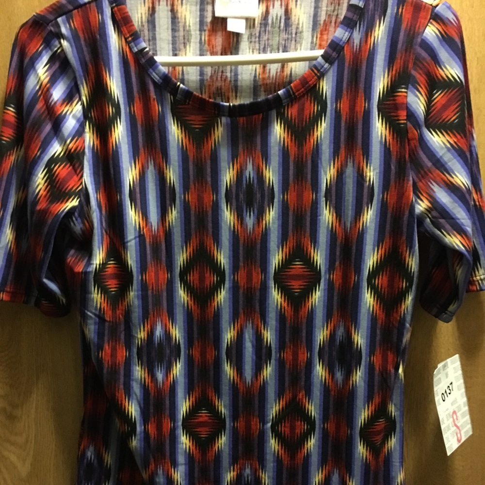 Lularoe Gigi Small NWT